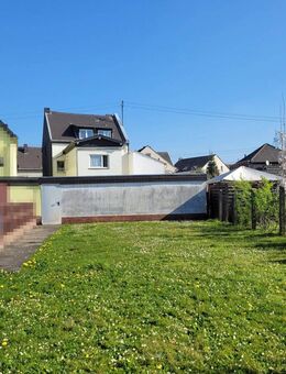 MANNELLA *Sankt Augustin* Wohn- u. Geschäftshaus mit 3 Garagen in gefragter Lage von Mülldorf - Sankt Augustin