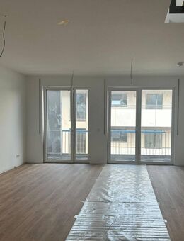 **NEUBAU** 4 Zimmer Maisonettewohnung mit Balkon - Coburg