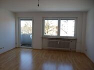 Schöne, sonnige 3-Zimmer Wohnung mit kleinem Balkon in Nürnberg-Nord - Nürnberg