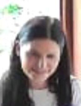 Suche schwarzhaariges Mädchen aus Polen ( Paket Zustellerin ) 20 Jahre jung - Plön