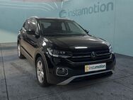 VW T-Cross, 1.5 TSI STYLE, Jahr 2023 - München