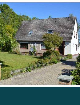 Keine zusätzliche Käuferprovision: Zweifamilienhaus mit Doppelgarage und Carport zu verkaufen - Steinau