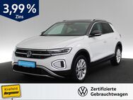 VW T-Roc, 1.5 TSI Style, Jahr 2023 - Krefeld