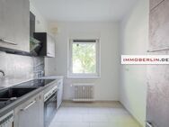 IMMOBERLIN.DE - Frisch renoviert! Sympathische Wohnung mit Südwestbalkon in angenehmer Lage - Berlin