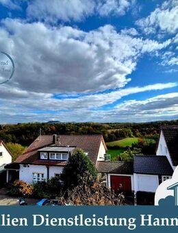 4 Zi. ETW, DG, große Dachterrasse, EBK, ruhig und hell, Garage + Stellplatz Waiblingen Hegnach - Waiblingen
