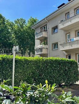 Bezugsfrei! Charmanter Altbau sucht Liebhaber - 2 Zimmerwhg. mit Potenzial - Köln