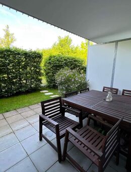 Bezugsfrei in 6 Monaten: Hell mit Terrasse! - München