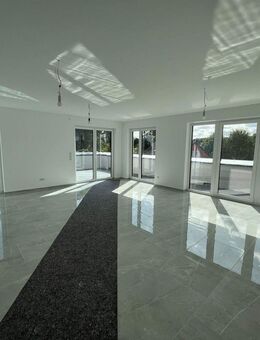 Stilvolle, moderne sonnige Penthouse Wohnung mit Dachterasse in Melle zu vermieten! - Melle