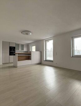 Elegante & moderne 3-Zimmer-Wohnung mit großzügigem Balkon in Traunreut - Traunreut
