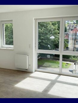 Direkt einziehen und WOHNFÜHLEN! 3 Zimmer mit Balkon! Moderne Ausstattung, Tageslichtbad, Aufzug - Bielefeld