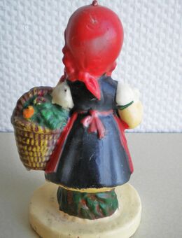 Wachskunstkerze-Mädchen mit Korb,Alt,ca. 50er Jahre,ca. 14 cm - Linnich