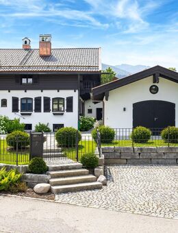 Top renovierte Landhaushälfte mit separatem Chalet - Bad Wiessee
