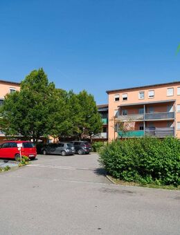 Kapitalanlage in Nittendorf - Appartement mit Westbalkon und TG-Stellplatz - Nittendorf (Markt)