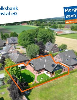 Wohnkomfort auf zwei Ebenen: Modernisiertes Zweifamilienhaus mit liebevoll gestaltetem Garten - Niederlangen