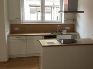 Moderne 2,5-Zimmer-Wohnung in ruhiger aber zentraler Lage ! Super Stylische Ausstattung ! - Nürnberg