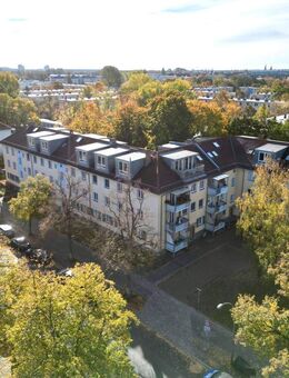 *** großzügige 3 Zimmer in charmantem Altbau *** - Berlin