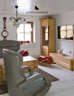 HAUS MIT CHARME UND AUSSICHT ZUM PREIS EINER WOHNUNG! Top renovierte 5 Zimmer mit Terrasse& Garage - Beuren (Baden-Württemberg)