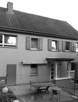 Einfamilienhaus am Ortsrand: Gepflegt, grün gelegen und individuell gestaltbar! - Stromberg