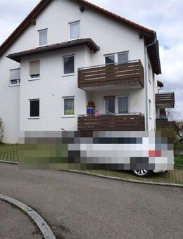 Klein, aber oho - 1,5 Zimmer Gemütlichkeit plus private Garage. - Eschenbach