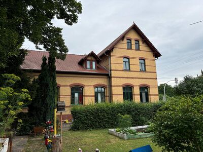 Wohn- u. Gewerbeobjekt in Kahla ! mit 2.474 m² großem Grundstück - mit Gewerbe- und Wohneinheiten u. mit vielen Lagermöglichkeiten !