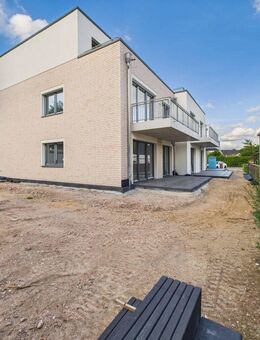 Neubau 2 Zimmer 1. OG mit großem Balkon. PKW-Stellplatz am Haus - TOLL für Single - Stockelsdorf