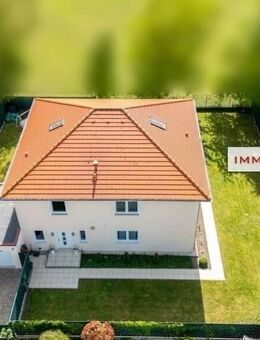 IMMOBERLIN.DE - Effiziente Stadtvilla mit Südgarten in familiärer Lage & Havelnähe - Berlin