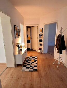 ?NEU! Wunderschöne Dachgeschosswohnung mit moderner Einbauküche - Leipzig