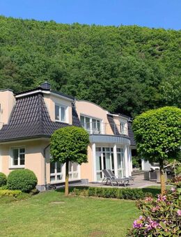Großzügige Villa am Tor des Nationalparks Eifel -- Provisionsfrei -- - Nideggen