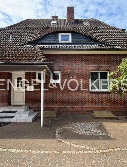 Charmantes Einfamilienhaus mit modernem Komfort, Garage und großem Garten - Bremen