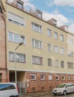 Charmante 3-Zimmer-Dachgeschosswohnung mit großer Garage in Nürnberg-St. Leonhard - Nürnberg