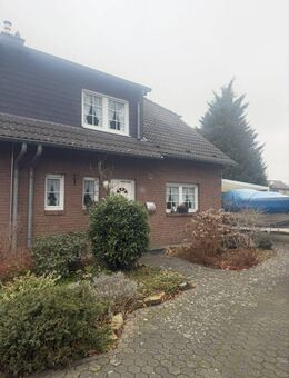 Wohnen mit Wohlfühlfaktor - Doppelhaushälfte mit Kamin, Garten, Doppelgarage & Carport - Pulheim