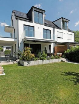 Brunnthal/Waldbrunn: Moderne Doppelhaushälfte (BJ 2021) mit 5 Zimmern und sonnigem Garten! - Brunnthal