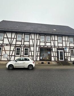 Mehrfamilienhaus mit 4 Wohnumgen plus Gewerbefläche und Hinterhaus steht zum Verkauf! - Immenhausen
