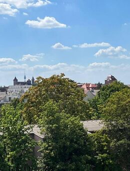 Modernes Wohnen mit Aussicht am Stadtpark| 2 Zimmer mit EBK + Loggia - Nürnberg