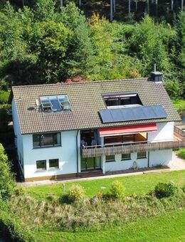 Großzügiges Anwesen im Außenbereich mit überragendem Schwarzwaldblick - Schramberg