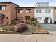 Reihenmittelhaus im Splitlevel mit großem Garten und Garage im Zentrum von Langenfeld-Immigrath - Langenfeld (Rheinland)