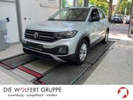 VW T-Cross, 1.0 TSI Life, Jahr 2020 - Bürgstadt