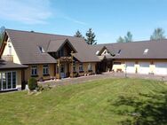 Wohnen, wo andere Urlaub machen - Traumhaus am Kummerower See - Meesiger