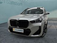 BMW X1, xDrive30e M Sportpaket HK-HiFi, Jahr 2023 - München