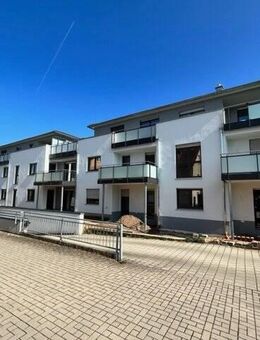 Wunderschöne 3-Z-Whg mit Aufzug und TG-Stellplatz - Altdorf (Nürnberg)