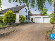 Raumwunder: Einfamilienhaus mit modernisierter Einliegerwohnung im Dachgeschoss - Trappenkamp