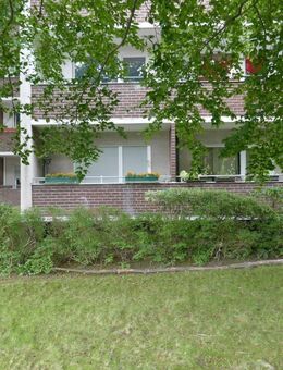 2 Zi.-Whg. mit Balkon und Pkw-Stellplatz zur Selbstnutzung - Berlin