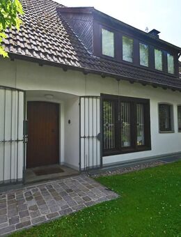 Herzensdieb :) Freistehendes Familien-Zuhause mit Garten & Garagen nah zum Kettwiger Städtchen - Essen