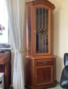 Eckvitrinenschrank zu verkaufen - Berlin Steglitz-Zehlendorf