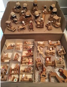 Alter Kinder Christbaumschmuck 40 naturfahrbener Aufhänger Baumschmuck Weihnachtsschmuck - Düsseldorf