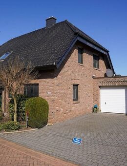 Elegantes Einfamilienhaus in zeitloser Klinker-Bauweise - Xanten