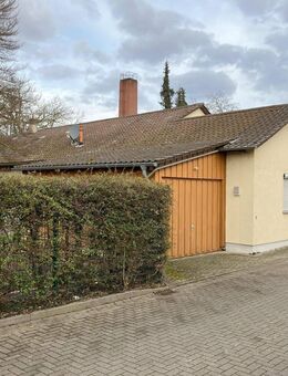 Freistehendes Einfamilienhaus mit großem Garten in ruhiger Lage von Kehl - Kehl