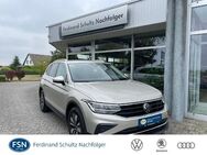 VW Tiguan, 1.5 TSI Move, Jahr 2023 - Demmin