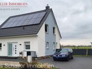 Modernes EFH mit Kamin, Photovoltaikanlage und Pool für kleine Familien - Pegau