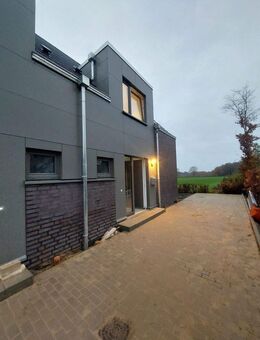 Exklusive Architekten-Doppelhaushälfte zu vermieten in Prisdorf Nähe Hamburg - Prisdorf